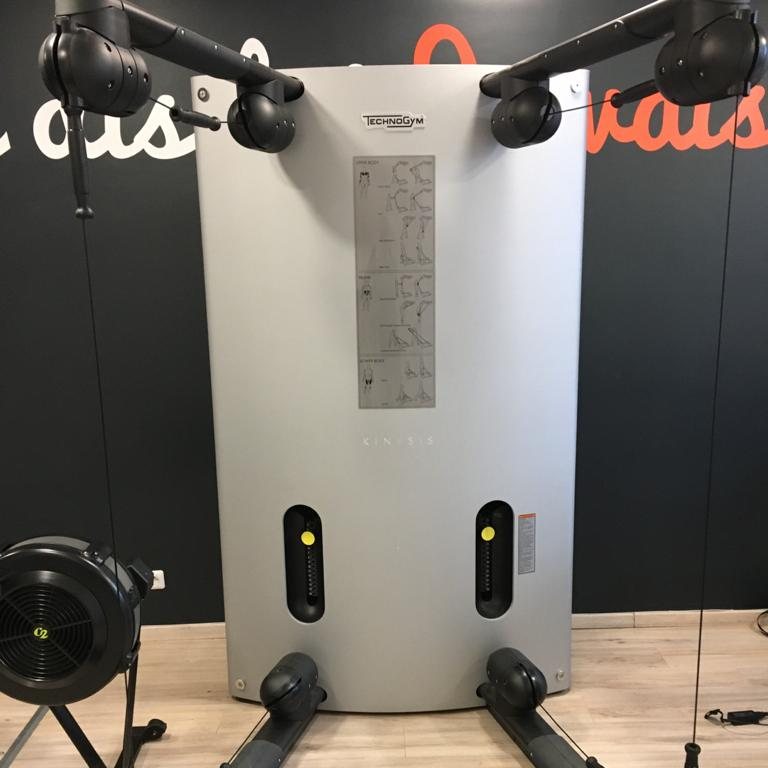 La station Technogym Kinesis du studio